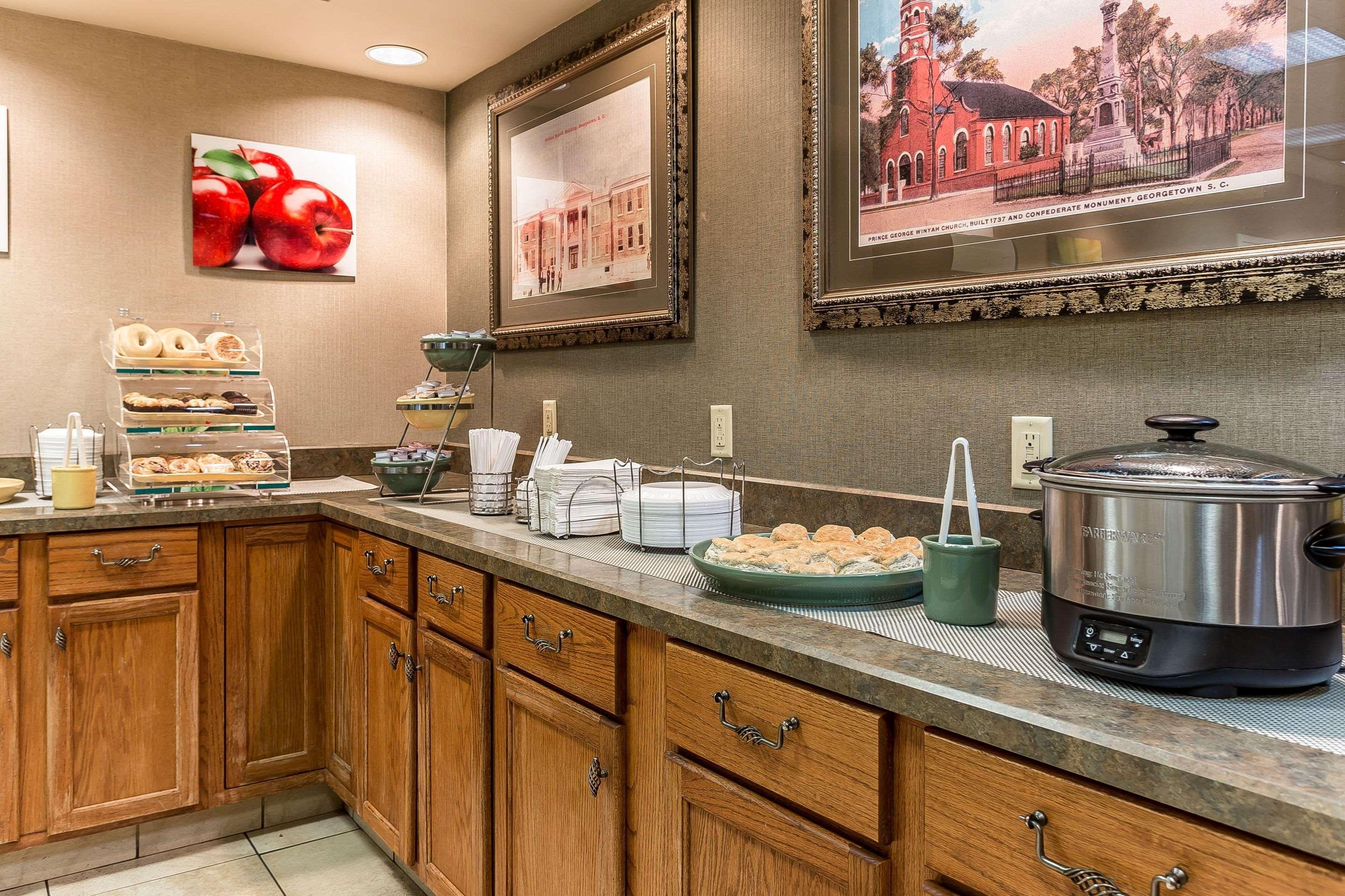 Quality Inn & Suites Georgetown Eksteriør billede