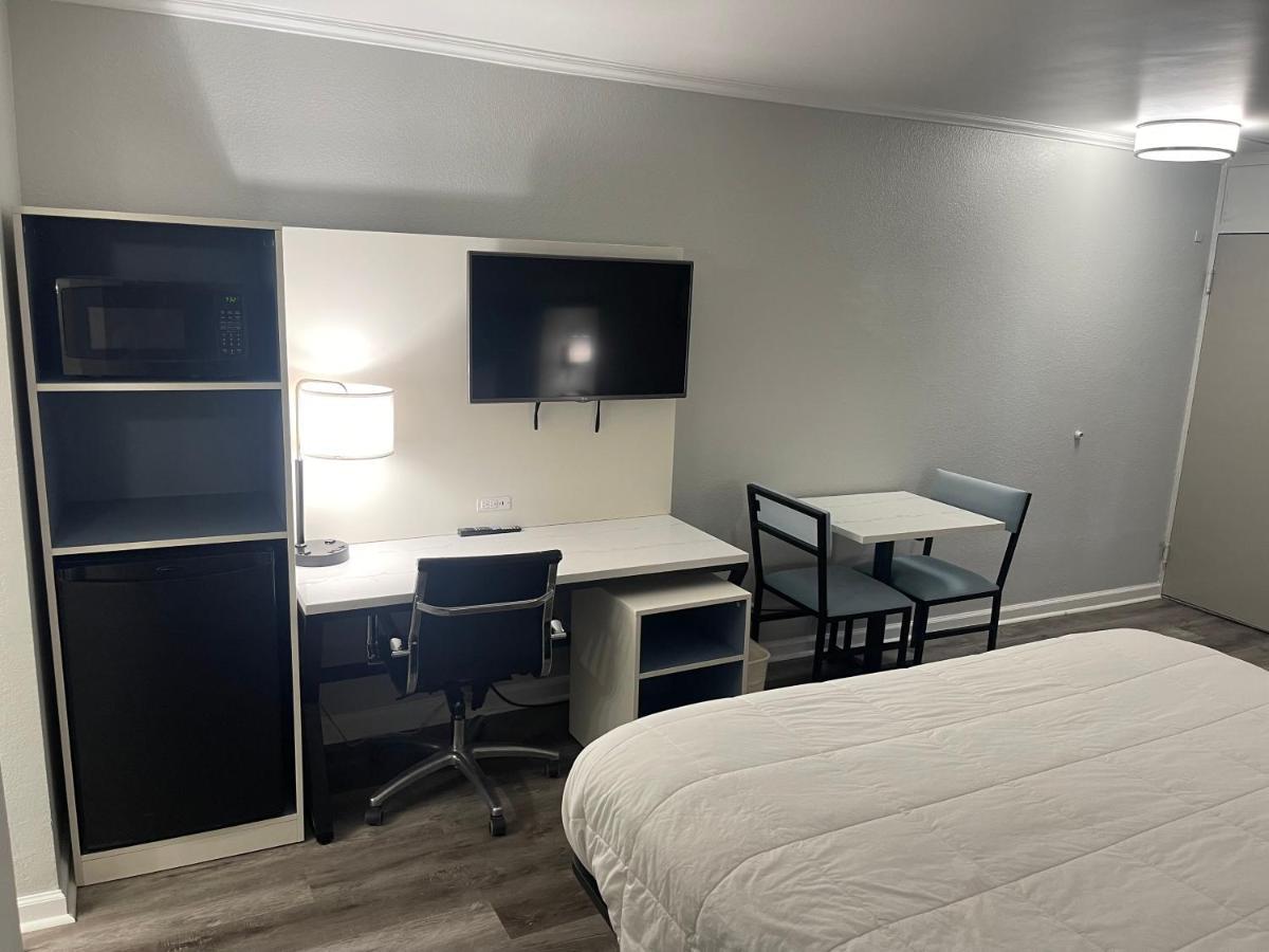 Quality Inn & Suites Georgetown Eksteriør billede